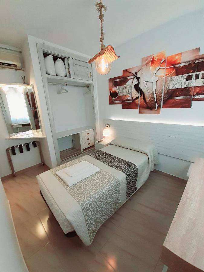 Hostal Kokkola Fuengirola Esterno foto